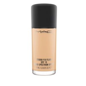 Mac studio fix fluid foundation